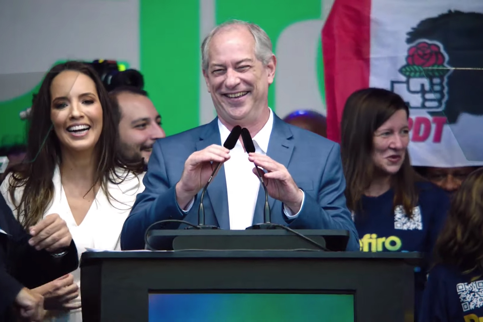 Ciro Gomes promete acabar com reelei o se for eleito VEJA