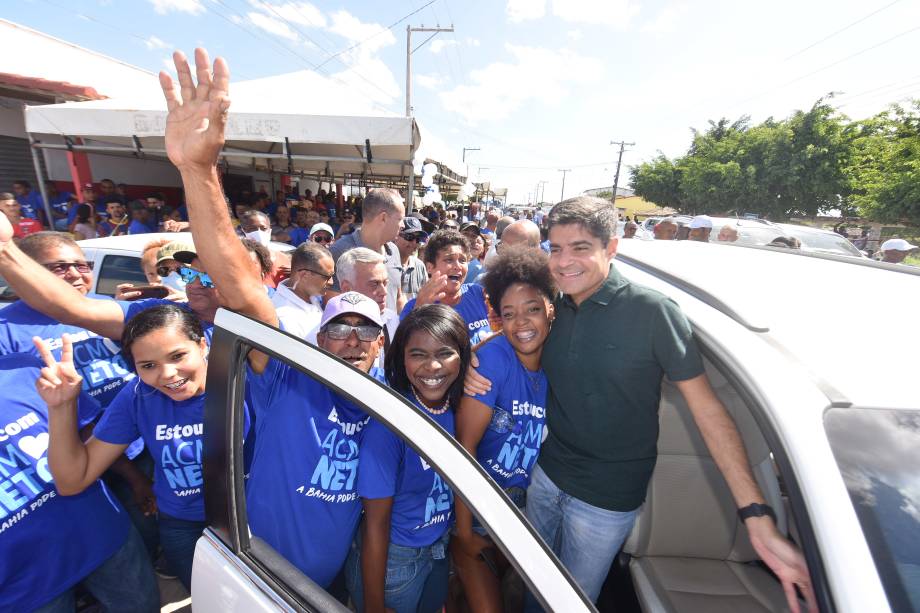 ACM Neto, candidato ao governo da Bahia pelo partido União Brasil, em campanha por municípios baianos, 06/2022.