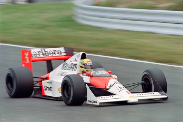 O piloto Ayrton Senna com o carro McLaren, durante os treinos de classificação para o GP de Fórmula 1 de Suzuka, japão, em 21/10/1989. O piloto Ayrton Senna com o carro McLaren, durante os treinos de classificação para o GP de Fórmula 1 de Suzuka, japão, em 21/10/1989.
