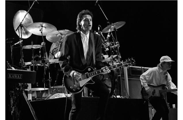 Banda britânica The Kinks, durante show em Madri, 1986.