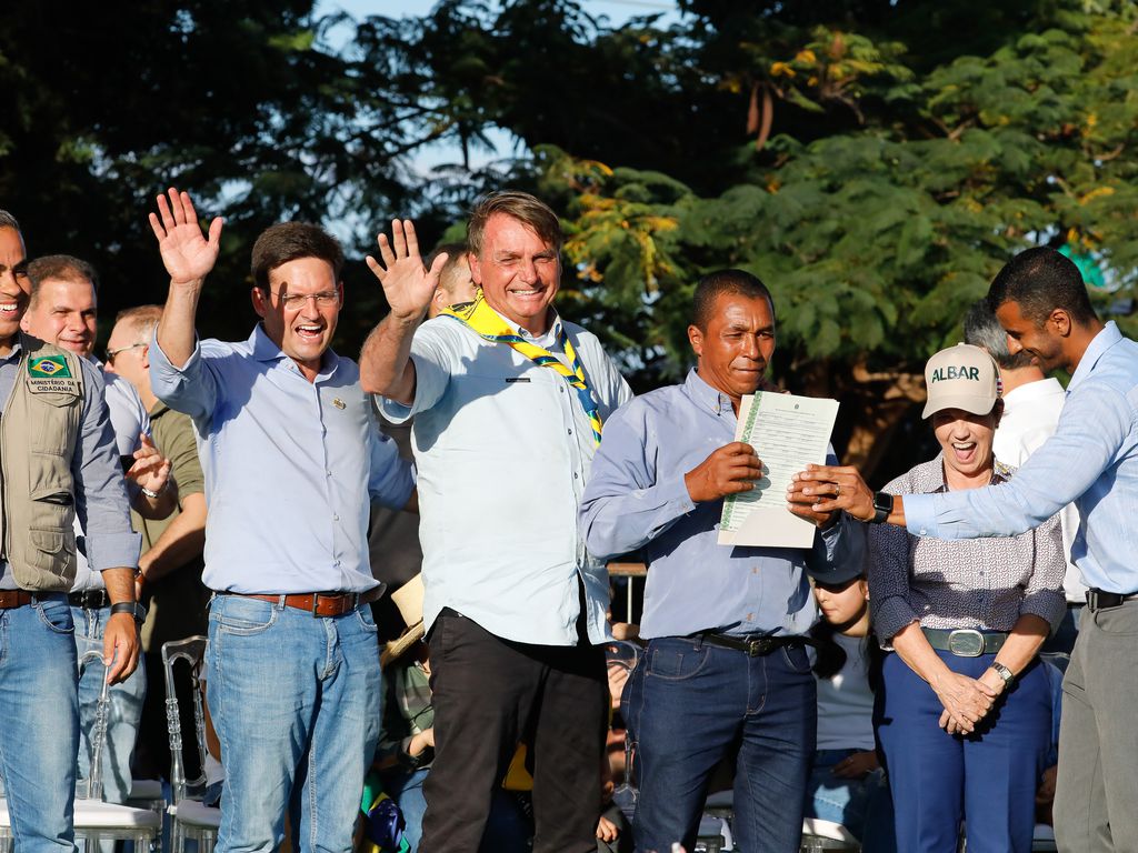 O presidente Jair Bolsonaro visita no município baiano de Luís Eduardo Magalhães, a Bahia Farm Show, considerada a maior feira de tecnologia agrícola e negócios do Norte e Nordeste do Brasil.