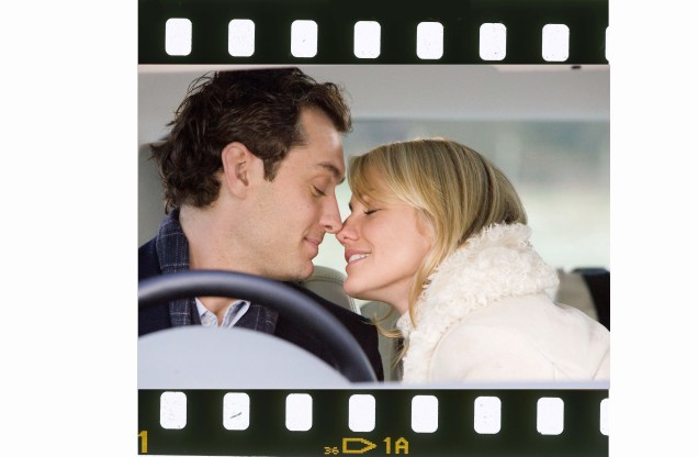 Jude Law e Cameron Diaz no filme, "O Amor Não Tira Férias", de Nancy Mayers, 2006.