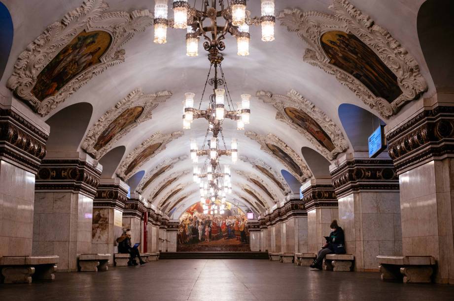 Estação de metrô Kievskaya em Moscou, em meio à disseminação do coronavírus COVID-19. 30/03/2020.