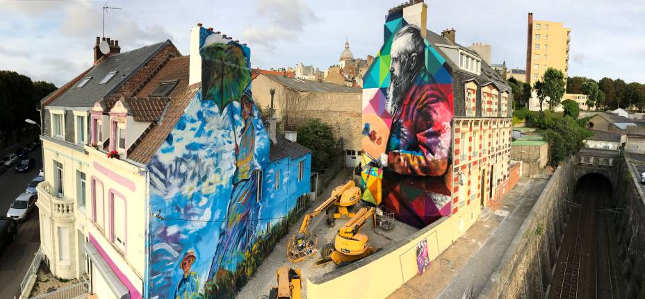 Eduardo Kobra, artísta plástico muralista, com obras na cidade de Bolonha, Itália, 2017.