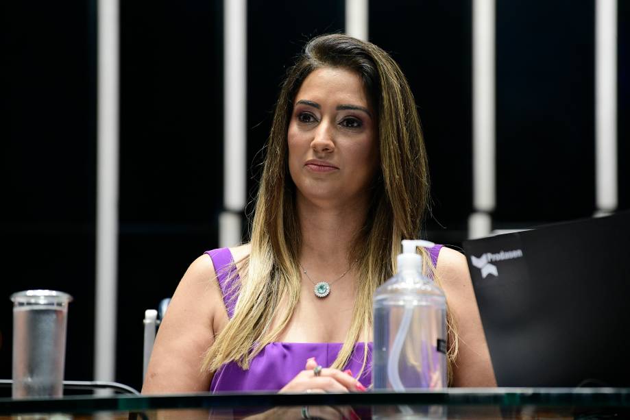 Flávia Arruda, pré candidata ao Senado Federal pelo Distrito Federal no plenário, durante sessão solene de premiações e condecorações, destinada à entrega do diploma Bertha Lutz. 2021