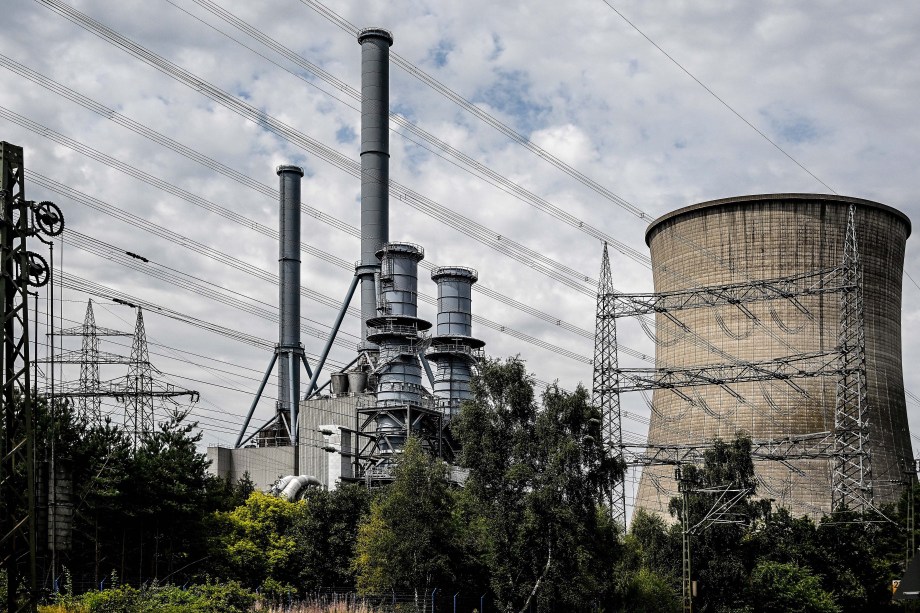 Usina `a gás operada pelo fornecedor de energia alemão RWE, ao lado usina nuclear Emsland em Lingen, Alemanha, 25/07/2022.