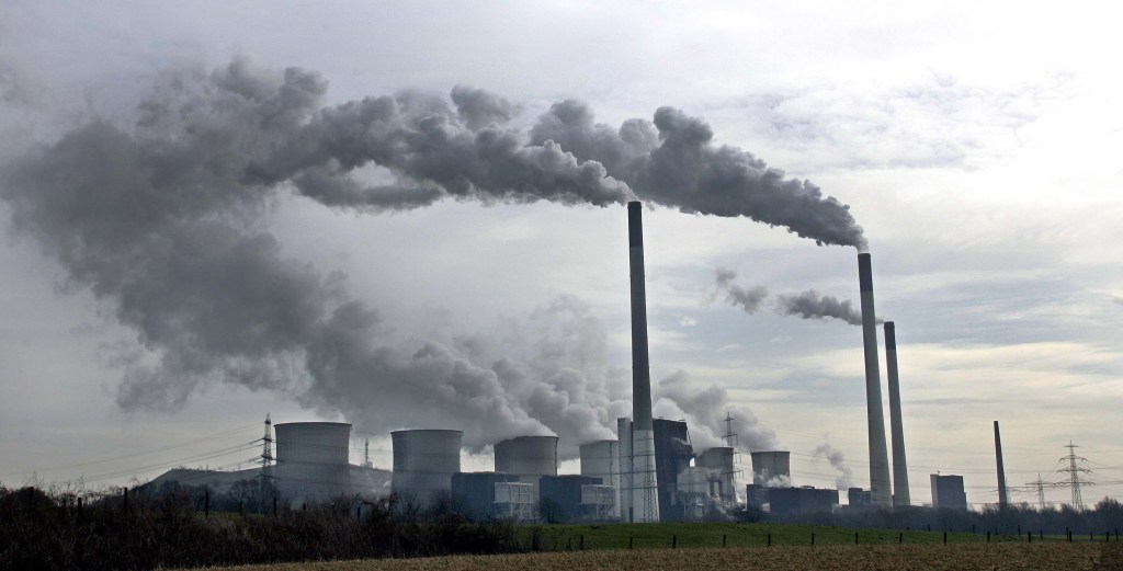 Relatório da ONU aponta descumprimento no cumprimento de metas de emissões de carbono. 27/10/2022.