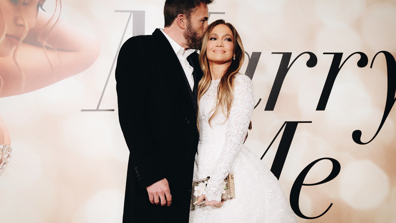 Ben Affleck e Jennifer Lopez na estreia do filme 'Casa Comigo'