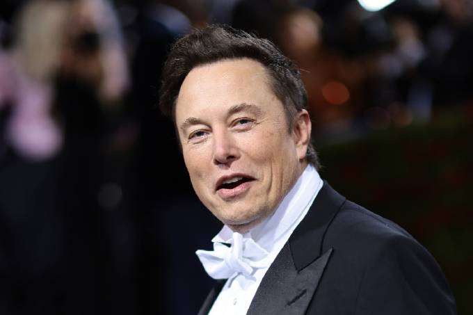 Elon Musk attends The 2022 Met Gala Celebrating “In America: An Anthology of Fashion” at The Metropolitan Museum of Art on May 02, 2022 in New York City.
