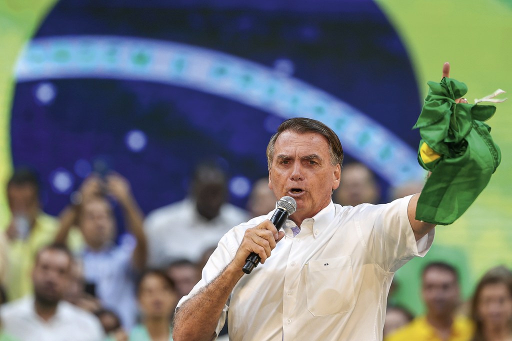 REALIDADE PARALELA - Bolsonaro na convenção do PL: “exigir transparência” aos “surdos de capa preta” -