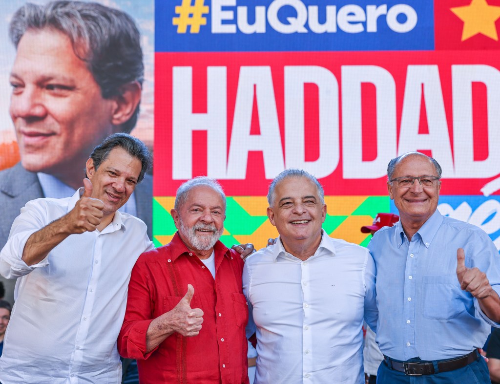 Lula, Geraldo Alckmin, Fernando Haddad e Márcio França, em Diadema