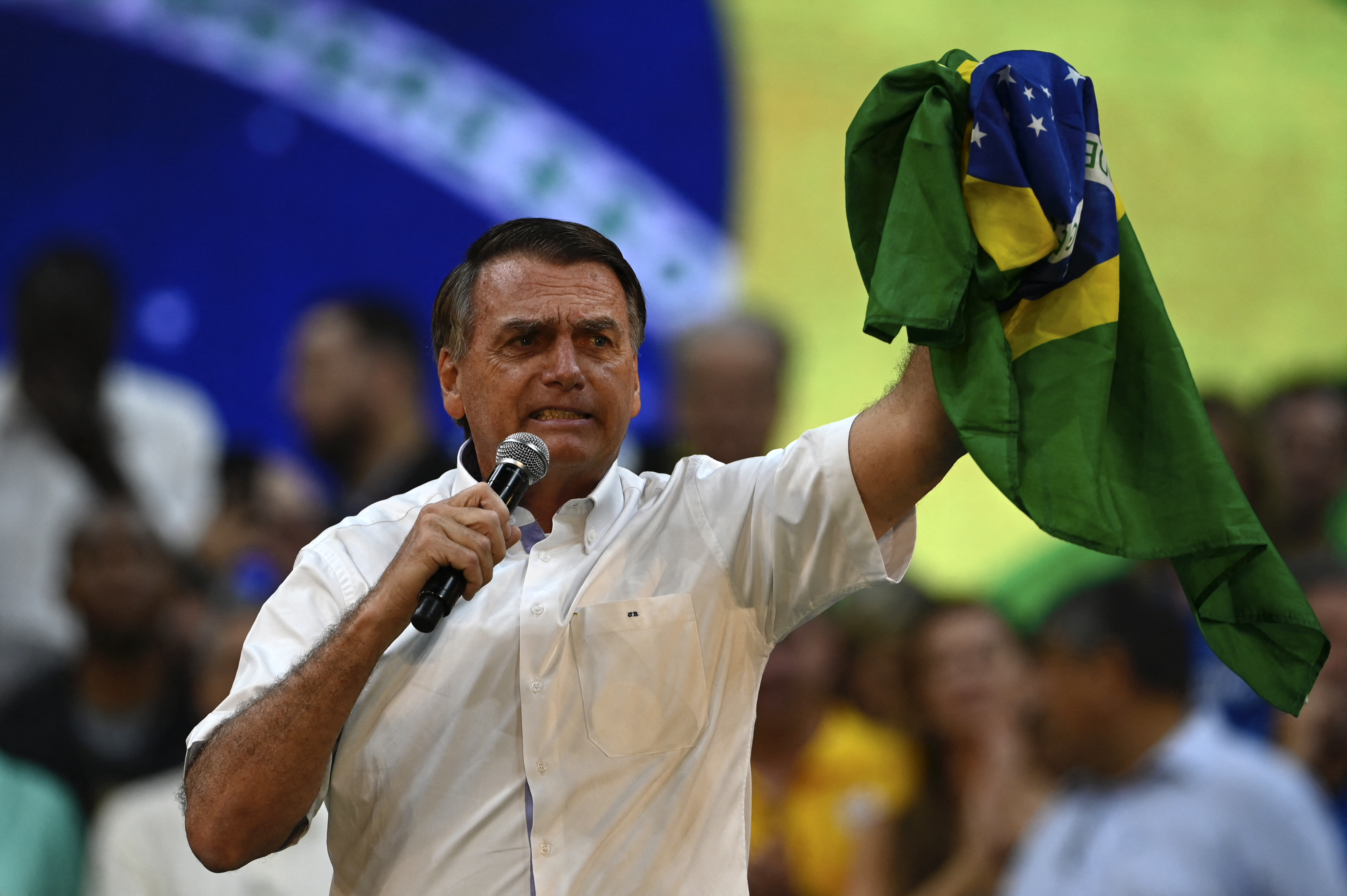 Bolsonaro: “Esse manifesto foi assinado por alguns empresários mamíferos” 