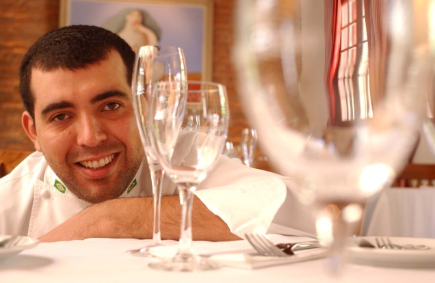 Chef Jefferson Rueda, dono do restaurante Pomodori, em São Paulo, 12/11/2004.