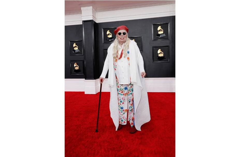 Joni Mitchell no Grammy Awards no MGM Grand Garden Arena em Las Vegas, Nevada, 03/04/2022.