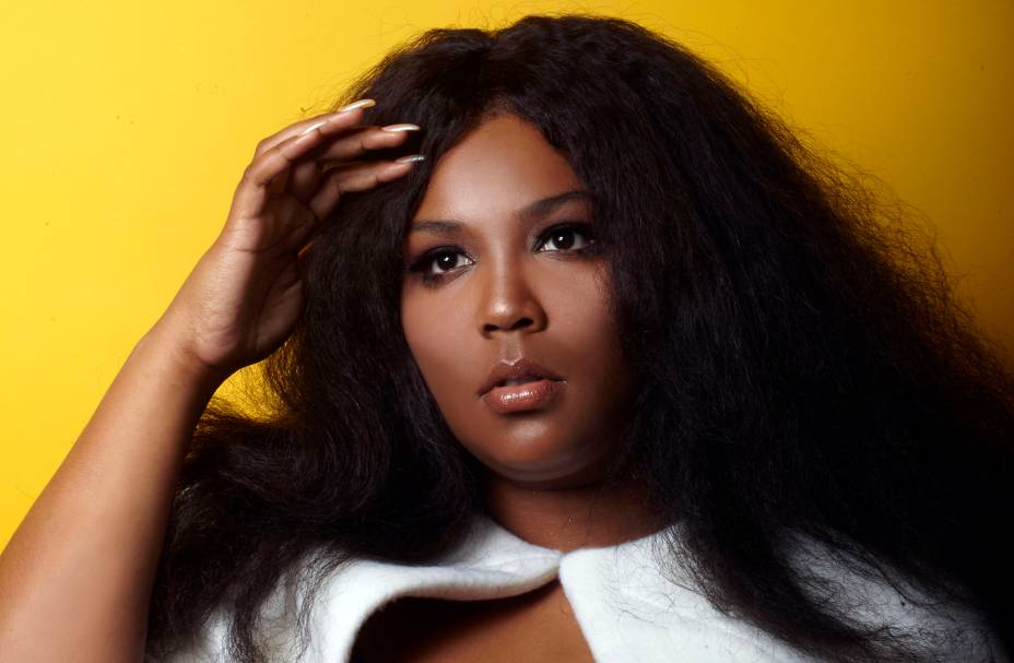 Lizzo, cantora, compositora, happer,  norte americana, 2015.