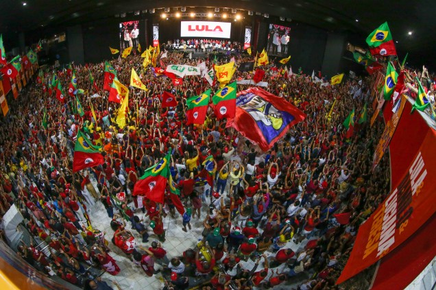 Partidários do Partido dos Trabalhadores, durante ato público “Juntos por Pernambuco e pelo Brasil”, em Recife (PE), no Classic Hall. 21/07/2022.