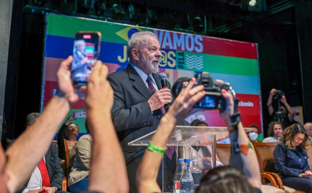 Encontro de Lula e partidários com a cultura e artistas do Distrito Federal, em 13/07/2022.