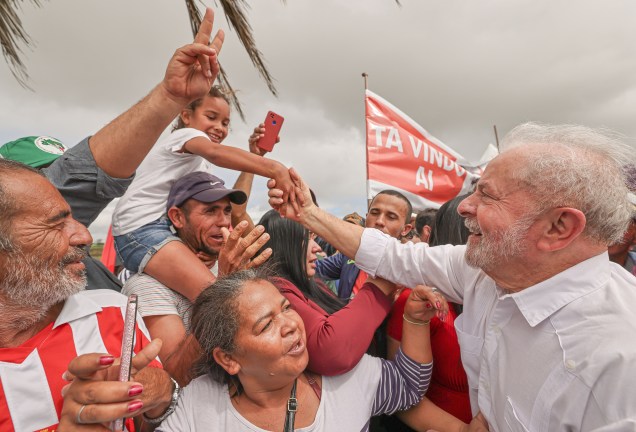 Lula em Caetés-PE, é recebido pelas pessoas da cidade, em 20/07/2022.