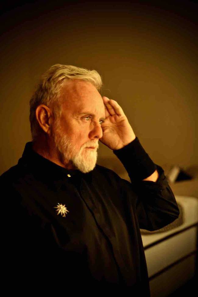 ROGER TAYLOR-1 https://www.express.co.uk/entertainment/music/1479273/Queen-drummer-Roger-Taylor-new-music-KT-Tunstall-Outsider-album