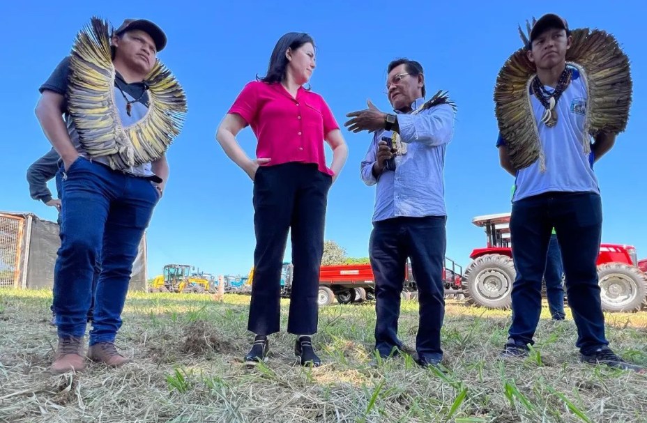 A senadora e pré-candidata à Presidência Simone Tebet pelo MDB visita agricultores e povos indígenas no estado de Mato Grosso, 28/4/2022.