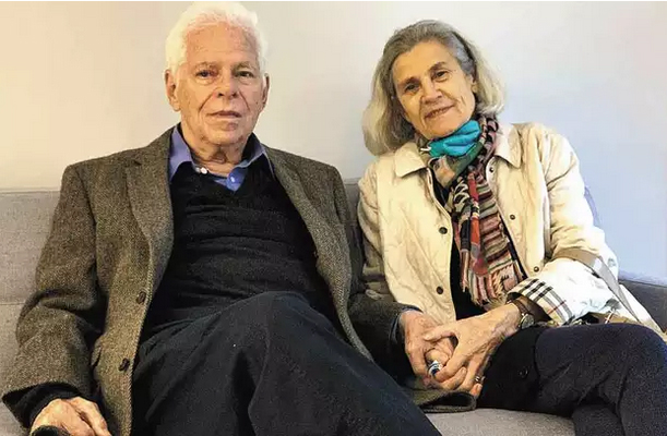O filósofo Sergio Paulo Rouanet e a socióloga Barbara Freitag, que completam 80 anos, 23/11/2021.