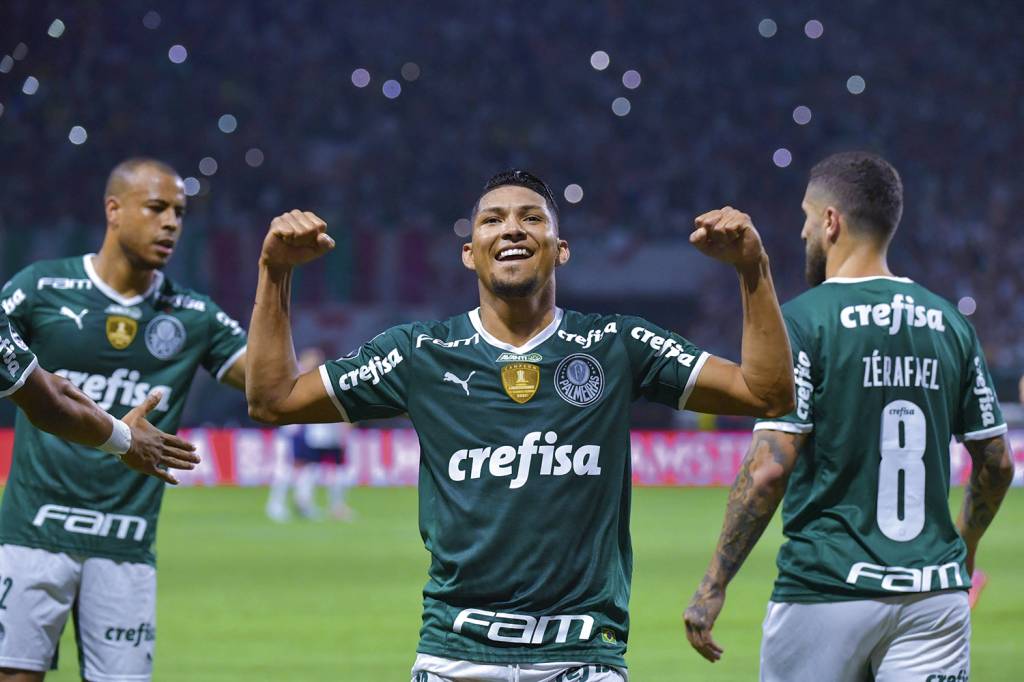 IMPARÁVEL - Rony, do Palmeiras: o time venceu tudo -