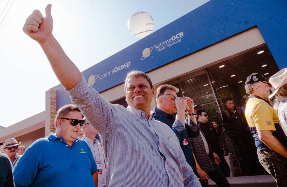 Tarcísio de Freitas, pré-candidato ao governo do estado de São Paulo pelo Partido dos Republicanos, durante Feira da Agrishow, em Ribeirão Preto-SP, 26/04/2022.