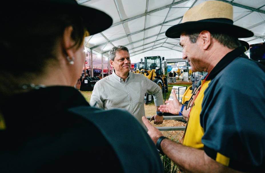 Tarcísio de Freitas, pré-candidato ao governo do estado de São Paulo pelo Partido dos Republicanos, durante Feira da Agrishow, em Ribeirão Preto-SP, 26/04/2022.