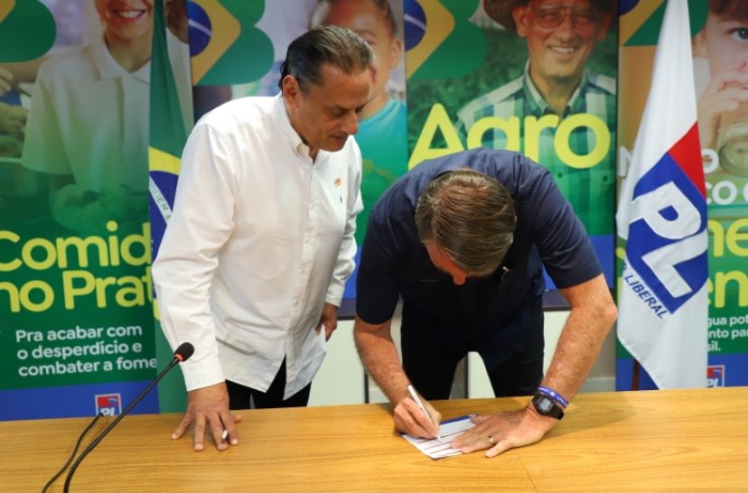 Wassef e Bolsonaro: filiação ao PL