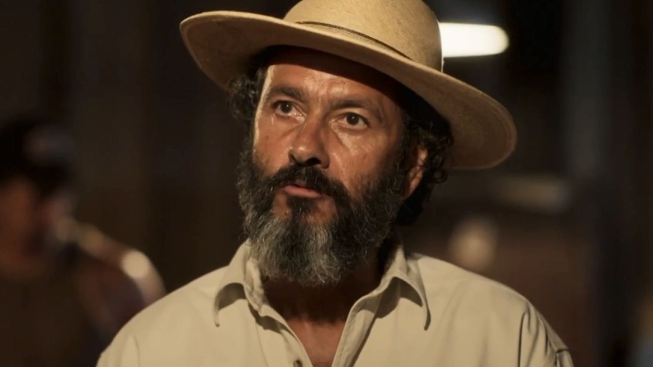 Marcos Palmeira como Zé Leôncio em Pantanal