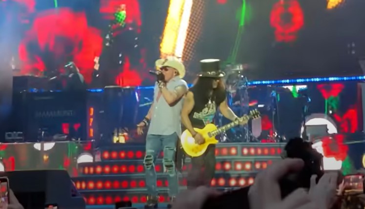 Show do Guns N' Roses em Tottenham Hotspur Stadium, na Inglaterra em 01/07/2022
