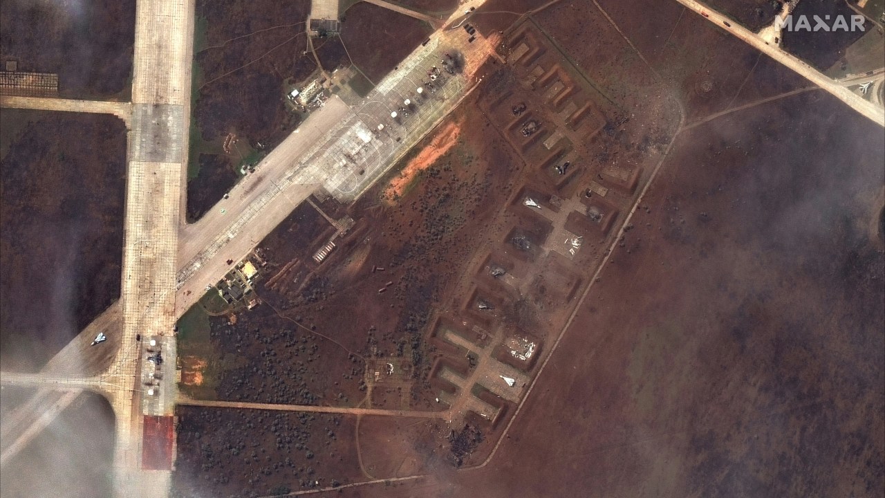 his handout satellite image courtesy of Maxar Technologies released on August 11, 2022 shows the aftermath of the reported attack on the Saki airbase at Novofedorivka, Crimea. - Moscow insisted that major blasts at a key military airbase on the Russian-annexed Crimea peninsula were caused by exploding ammunition rather than Ukrainian fire. (Photo by Satellite image ©2022 Maxar Technologies / AFP) / RESTRICTED TO EDITORIAL USE - MANDATORY CREDIT "AFP PHOTO / Satellite image ©2022 Maxar Technologies" - NO MARKETING NO ADVERTISING CAMPAIGNS - DISTRIBUTED AS A SERVICE TO CLIENTS