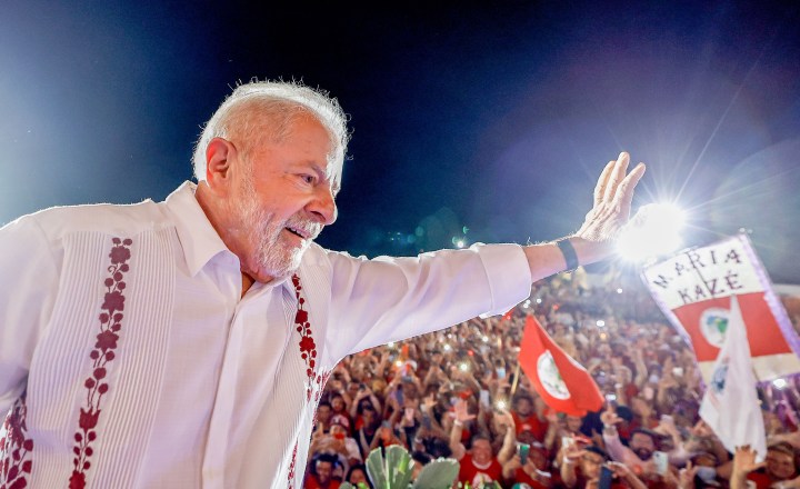 Stop ou adedonha do Lula: confira nosso jogo para conquistar votos e se  divertir na véspera das eleições - Lula