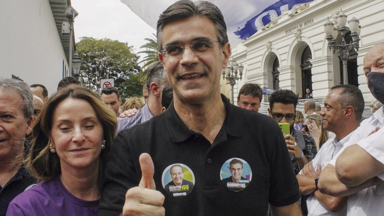 TRUNFOS - Rodrigo Garcia: planos de mudar discurso de campanha