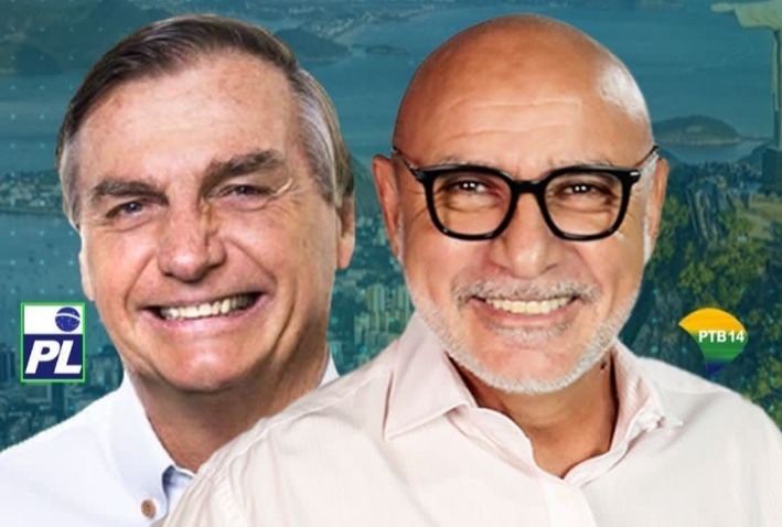 O presidente Jair Bolsonaro e seu amigo Fabrício Queiroz, no material de campanha do candidato a deputado estadual no Rio