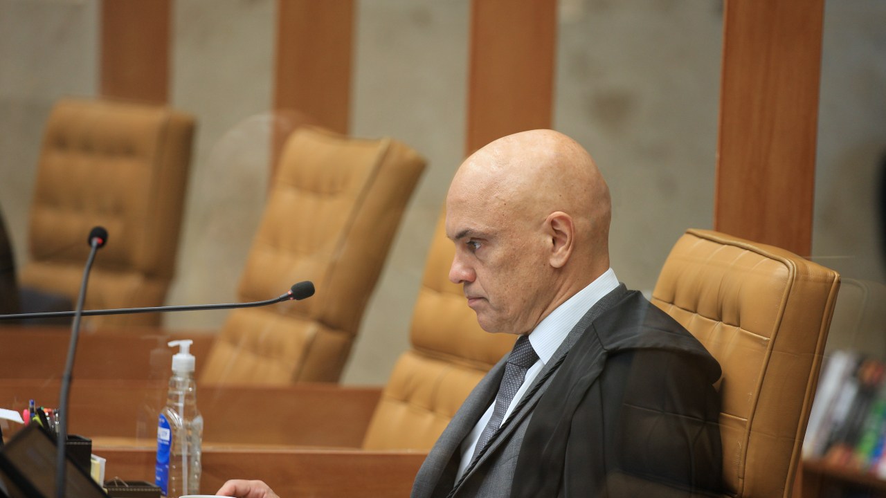 Ministro Alexandre de Moraes em sessão plenária do STF -