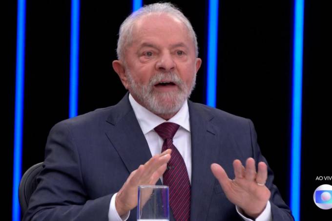 O ex-presidente Luiz Inácio Lula da Silva (PT) concede entrevista ao Jornal Nacional, da TV Globo