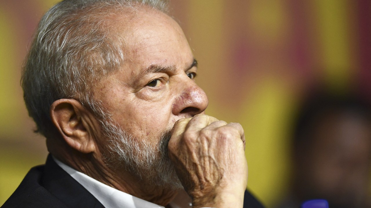 Lula não consegue escapar de dívidas milionárias na Justiça -