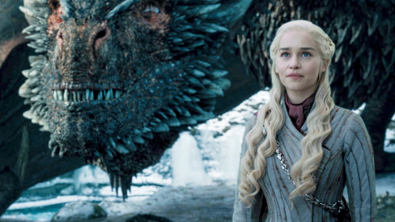 LEGADO - Daenerys (Emilia Clarke): Game of Thrones consagrou fantasia adulta -