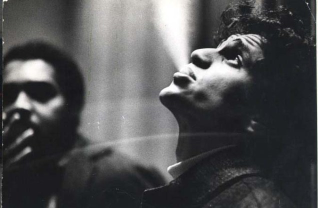 Caetano Veloso, cantor, músico, escritor, com Gilberto Gil, anos 70.