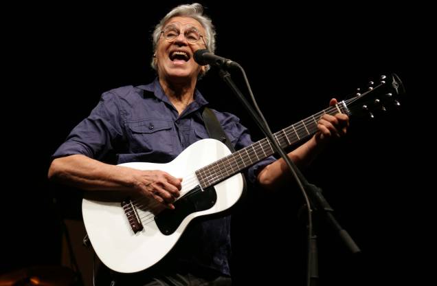 Caetano Veloso, durante apresentação em Buenos Aires, 02/11/2014. Caetano Veloso, durante apresentação em Buenos Aires, 02/11/2014.
