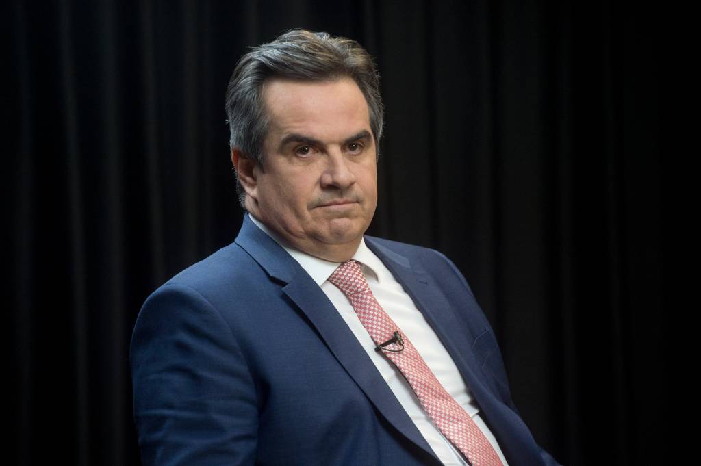 Pressão no Congresso para aprovar compra do Master pelo BRB