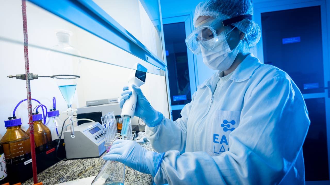A fábrica da Ease Labs: além dos produtos à base de Cannabis -