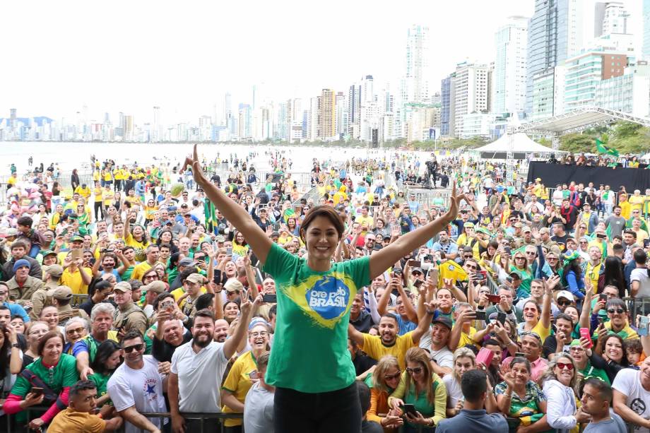 Michelle Bolsonaro na Marcha para Jesus, em Balneário Camboriú - SC, 25/06/2022.