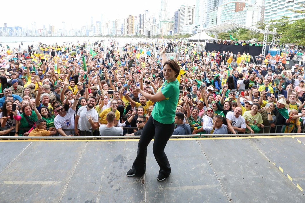 Michelle Bolsonaro na Marcha para Jesus, em Balneário Camboriú - SC, 25/06/2022.