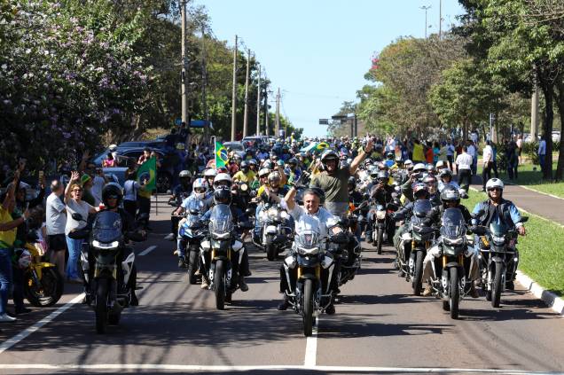 O presidente da República e candidato `a reeleição Jair Bolsonaro, participa da motociata em Campo Grande - MS, 30/06/2022.