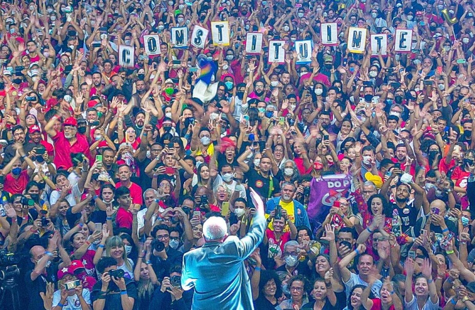 O ex-presidente Luiz Inácio Lula da Silva e candidato `a presidência da República pelo PT,  durante o ato "Vamos Juntos Pelo Brasil" , em Brasília, 12/07/2022.