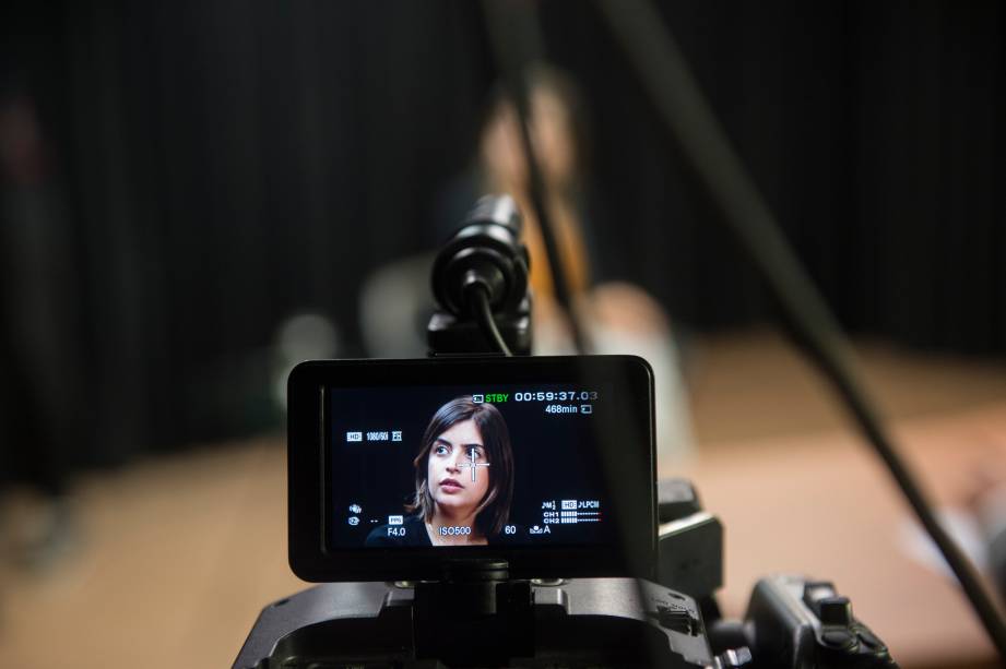 A deputada federal Tabata Amaral durante a gravação do programa Amarelas On Air, de Veja -