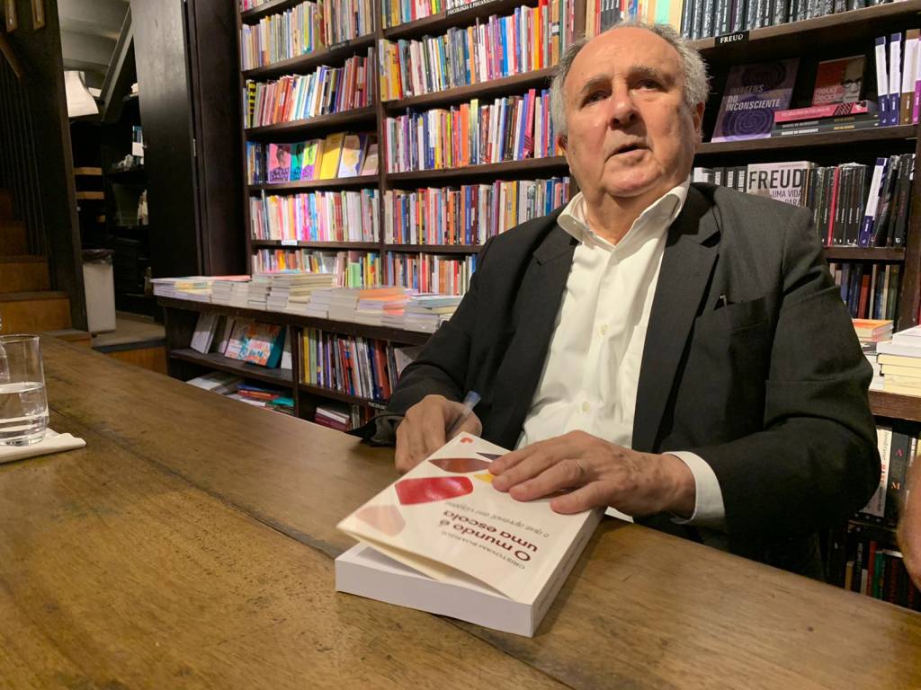 Cristovam Buarque diz a VEJA por que não voltaria a ser ministro de Lula