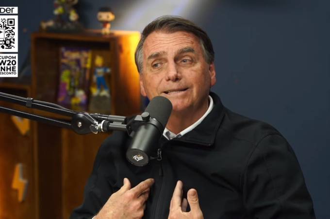 O presidente Jair Bolsonaro concede entrevista ao Flow Podcast